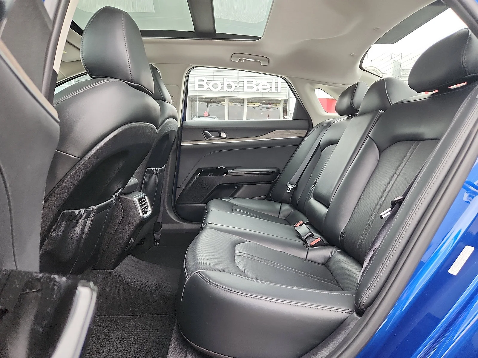 Used 2022 Blue Kia EX image 10