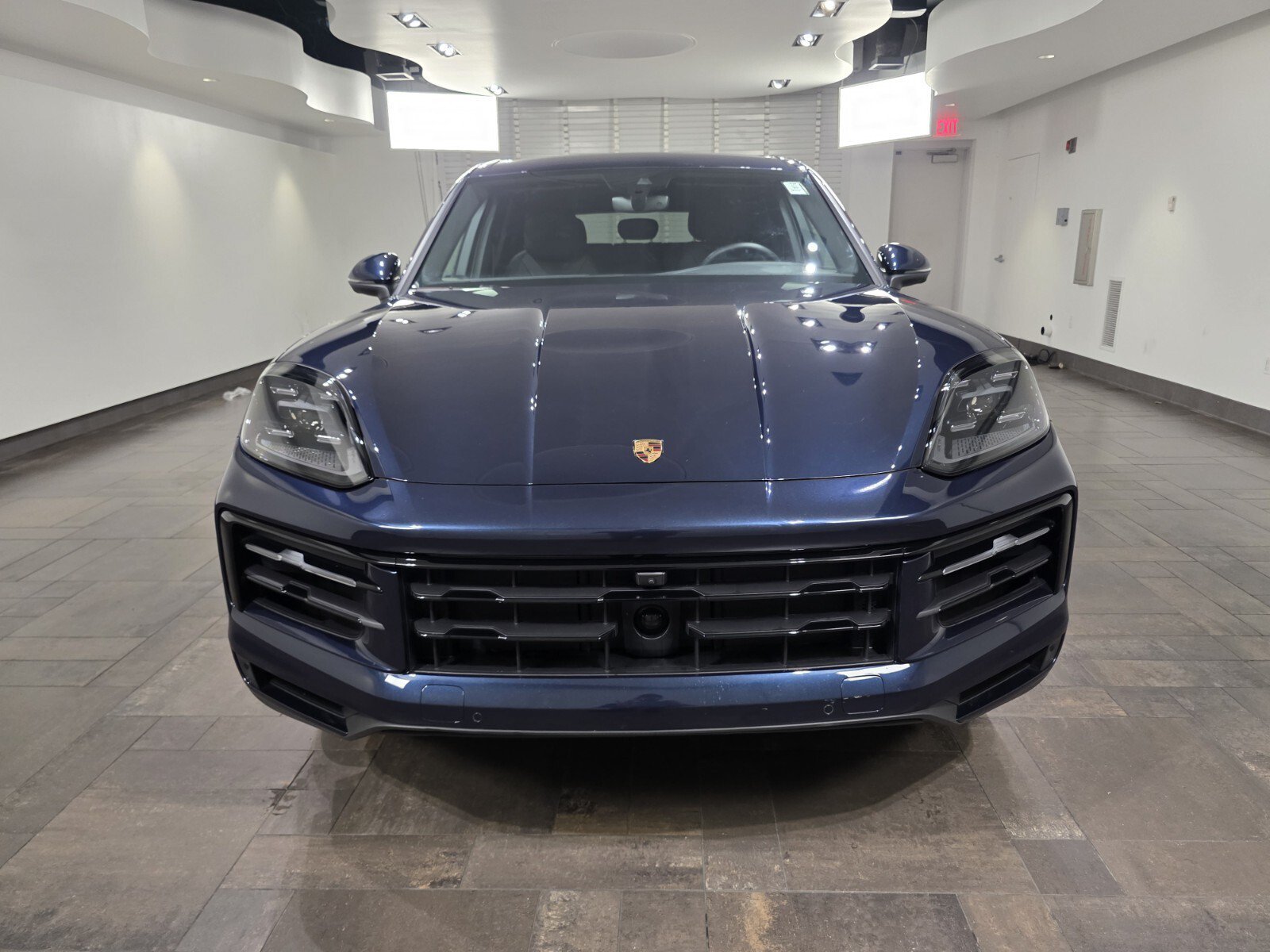 Used 2025 Algarve Blue Metallic Porsche  image 2