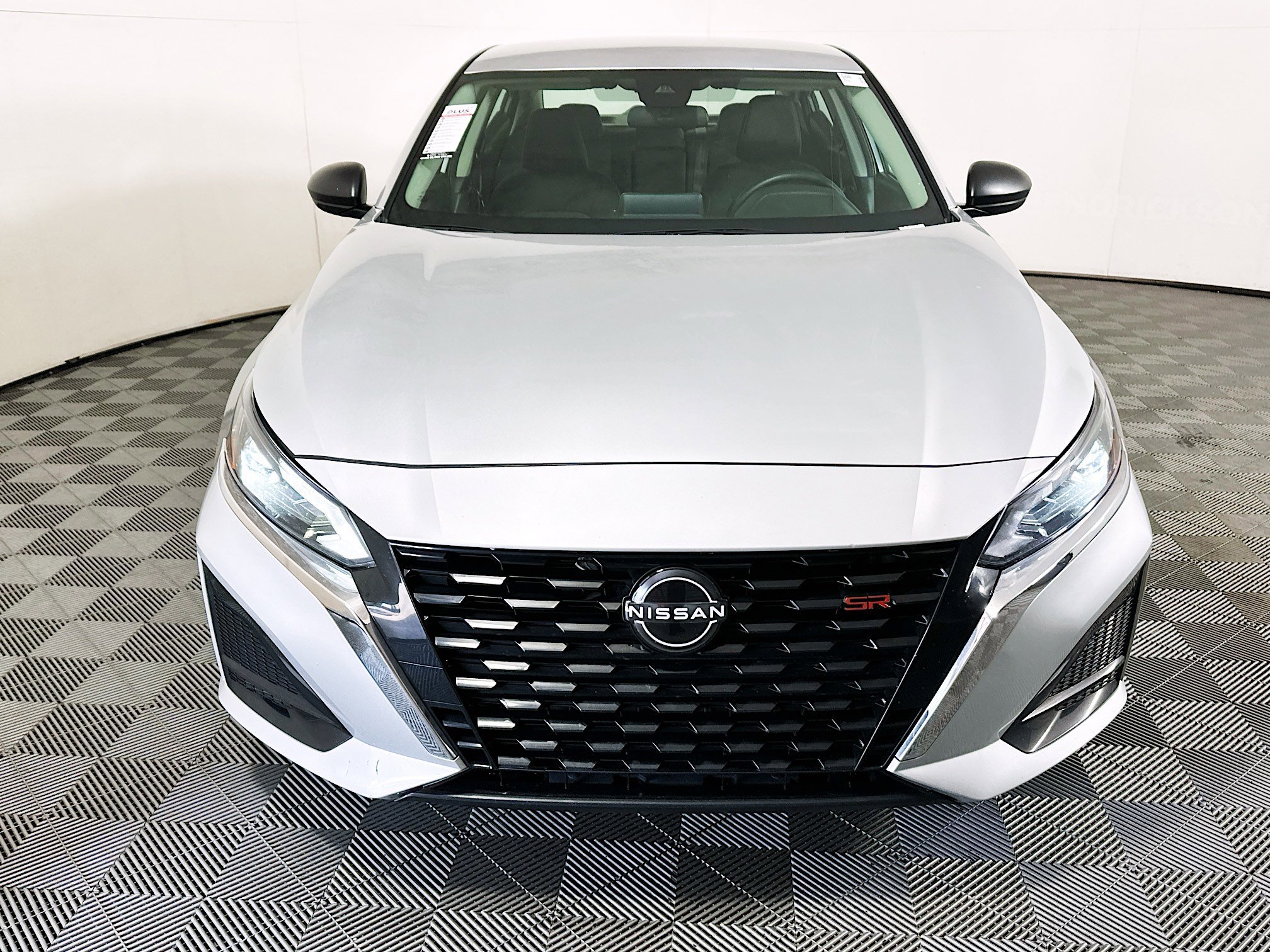 Used 2024 Brilliant Silver Metallic Nissan 2.5 SV image 8