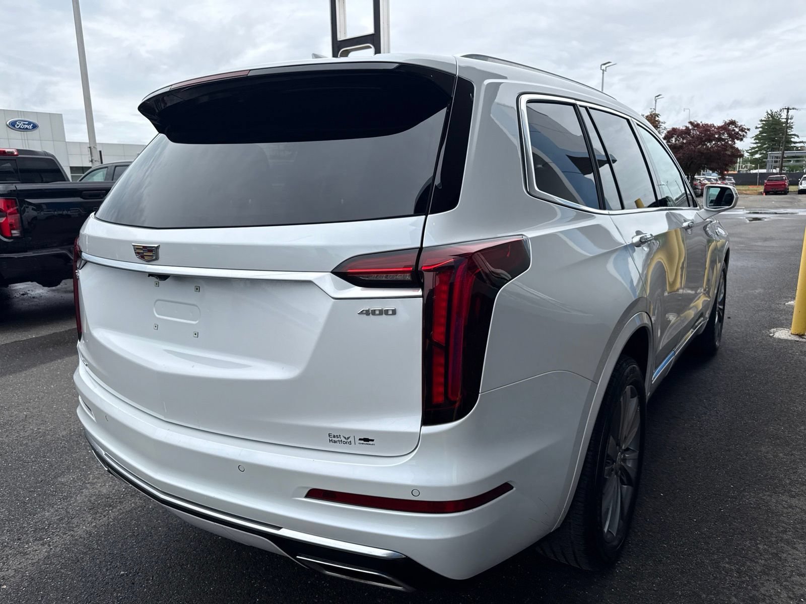 Used 2020 CRYSTAL WHITE TRICOAT Cadillac AWD Premium Luxury image 6