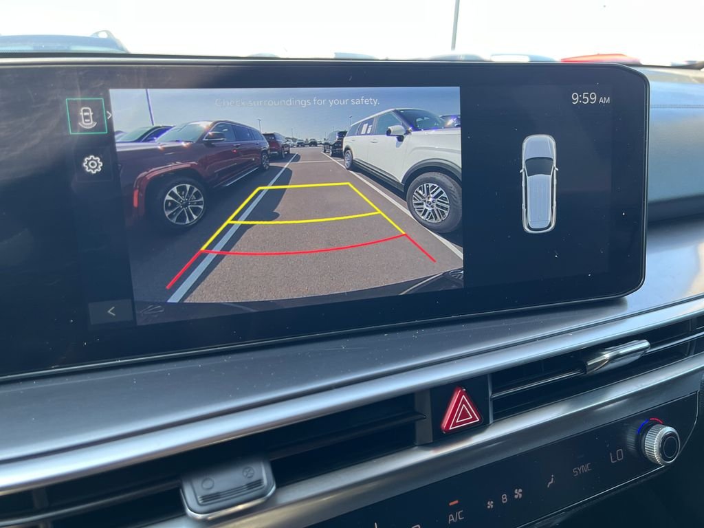 Used 2025 Metal Kia S image 18