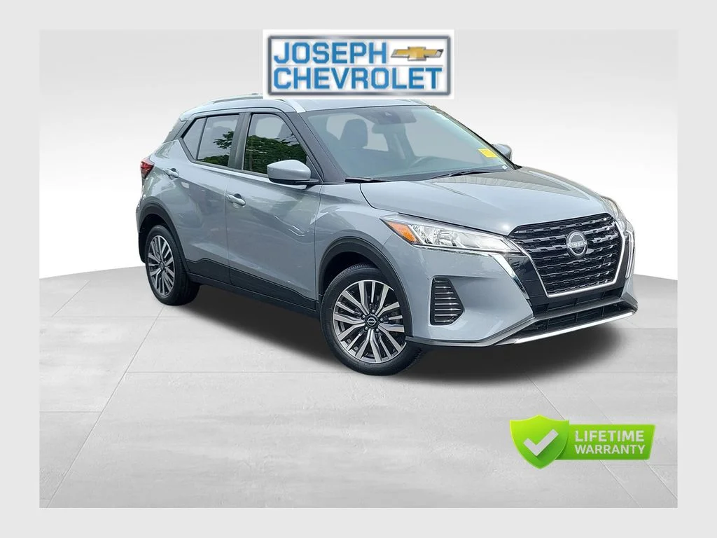 Used 2023 Gray Nissan SV image 1