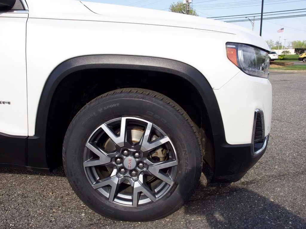 2023 GMC Acadia SLT - Photo 14