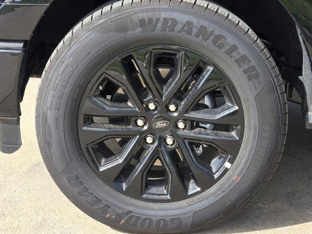 New 2026 Agate Black Metallic Ford XLT image 27