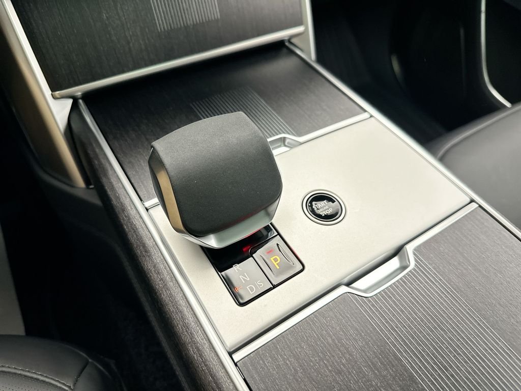Used 2025 Eiger Gray Metallic Land Rover Autobiography image 17