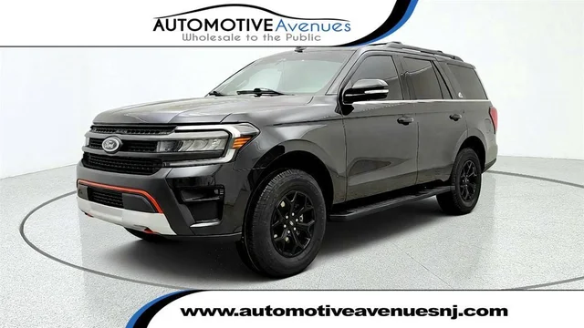 2024 Ford Expedition Timberline 4x4 w/ Trailer Tow Pkg, Pano Roof & Skid Plates