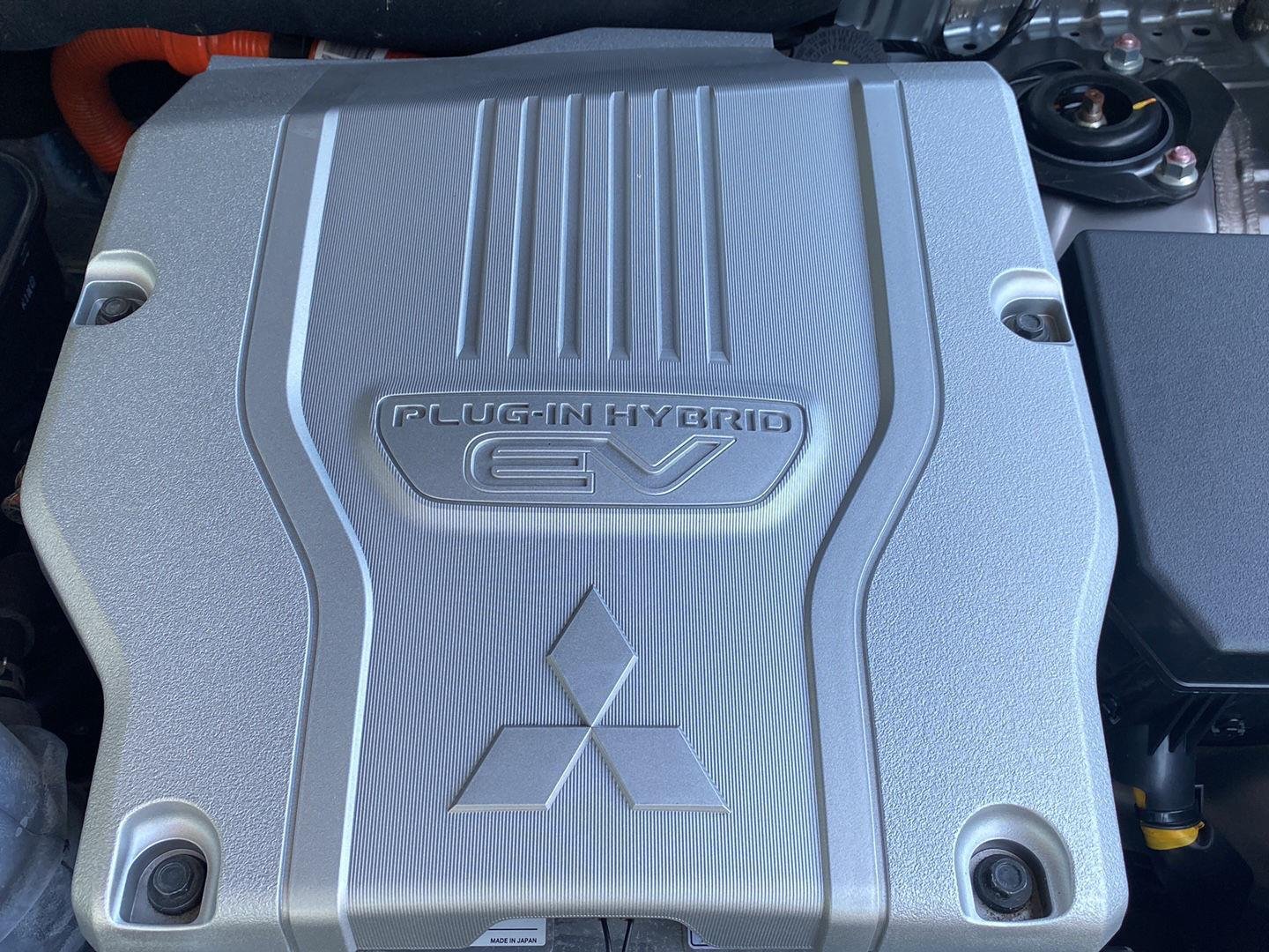 Used 2022 Mercury Gray Metallic Mitsubishi SEL image 45
