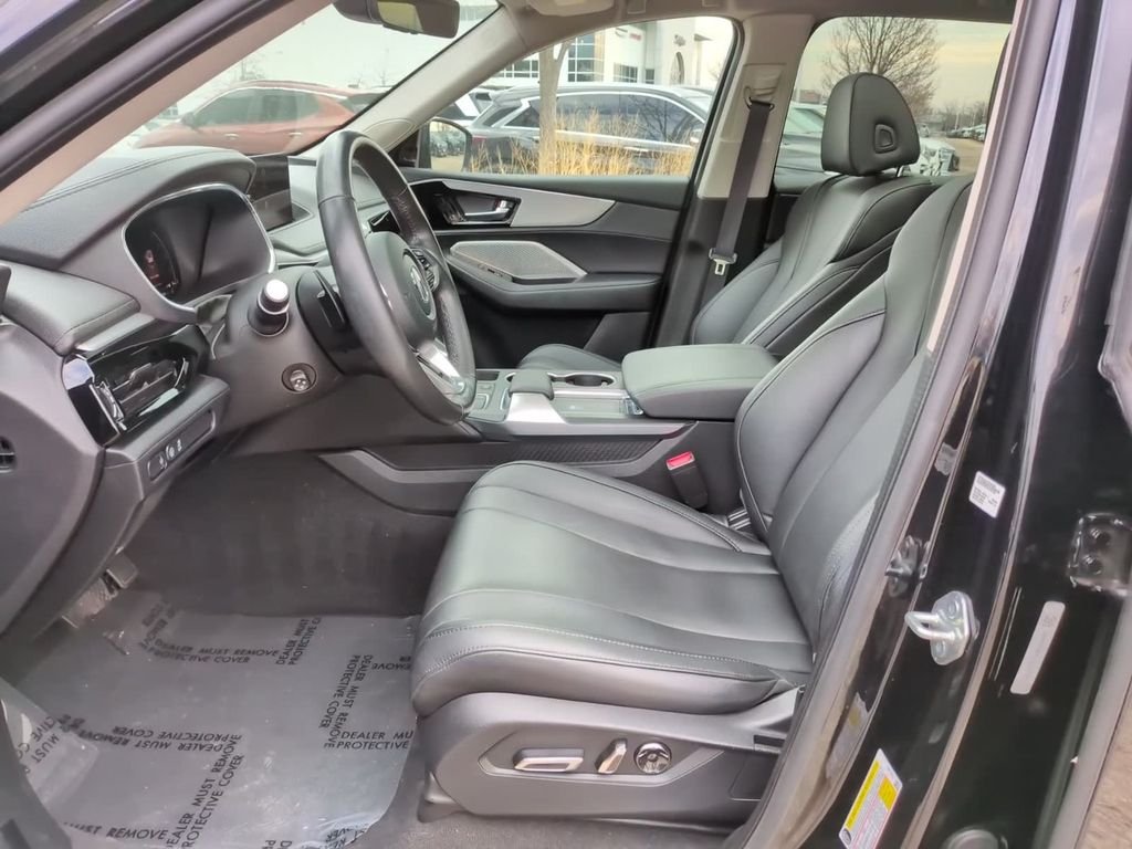 Used 2023 Black Acura 3.5L image 21