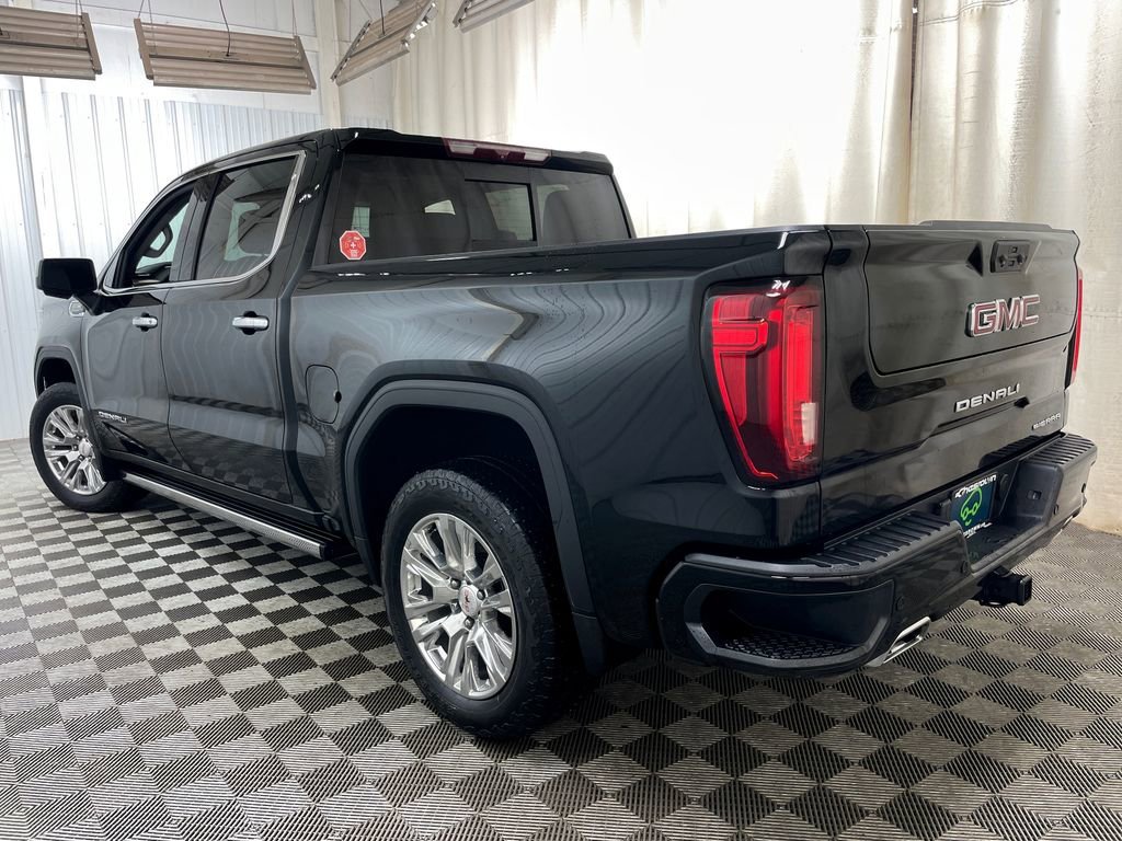 Used 2022 Onyx Black GMC Denali image 24
