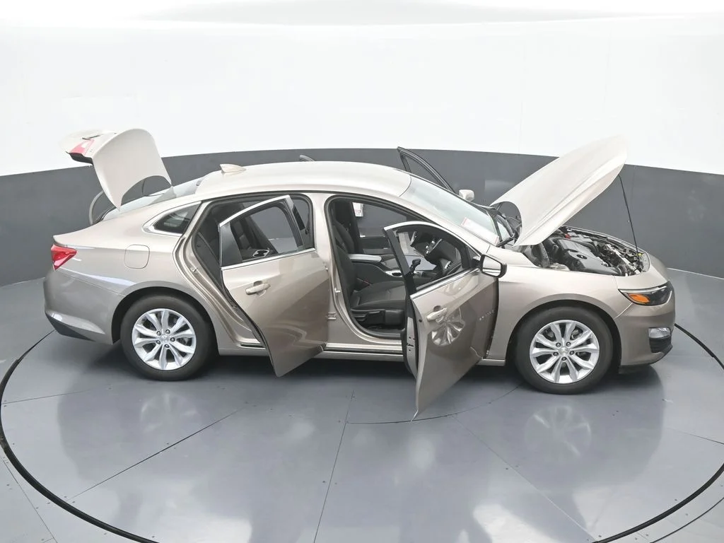 Used 2024 Mineral Gray Metallic Chevrolet LT image 68