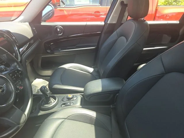Used 2022 Blue MINI Classic image 6