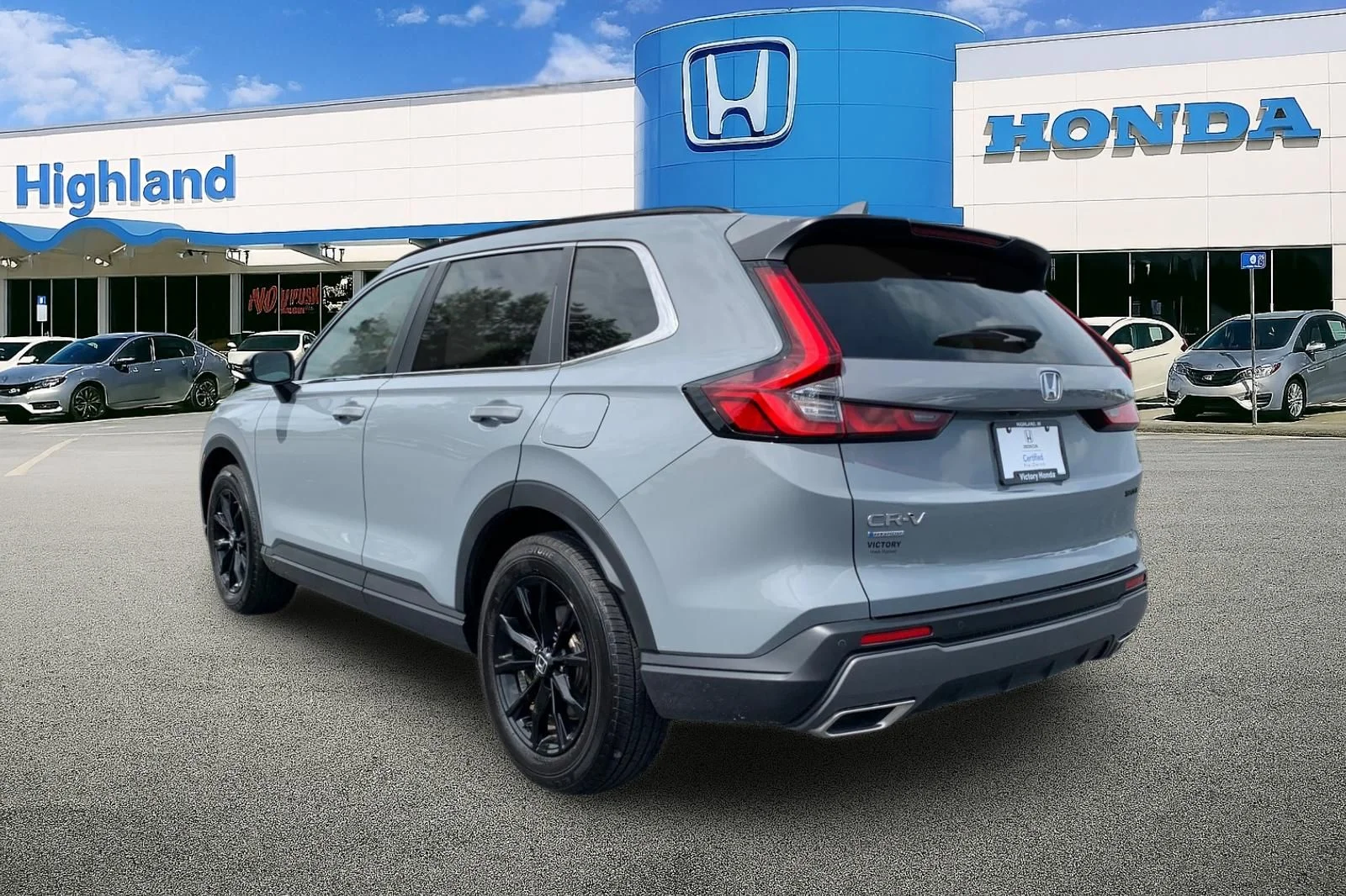 Certified Used 2025 Gray Honda Sport-L image 3
