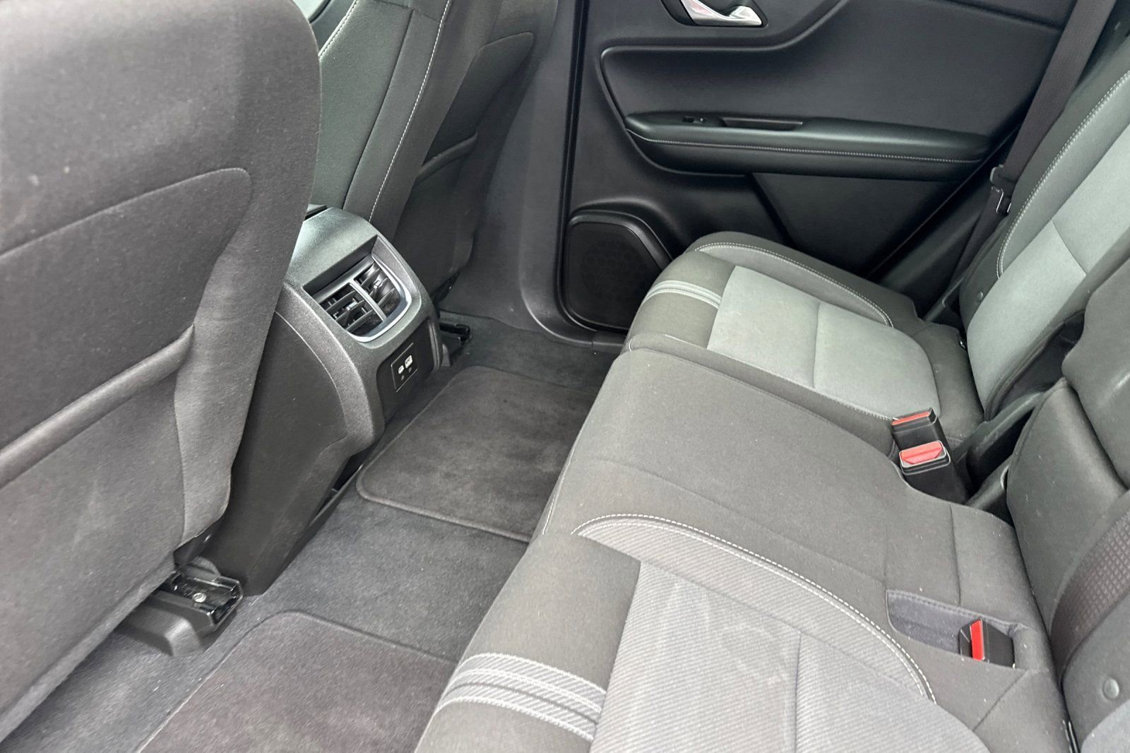 2024 Chevrolet Blazer 2LT - Photo 12