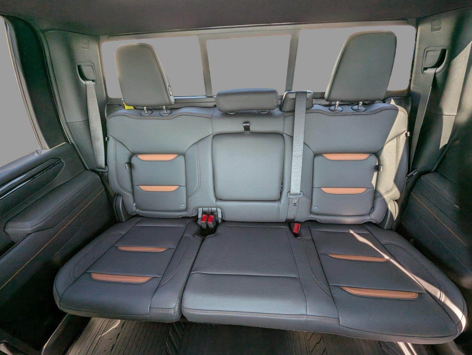 New 2026 Onyx Black GMC AT4 image 32