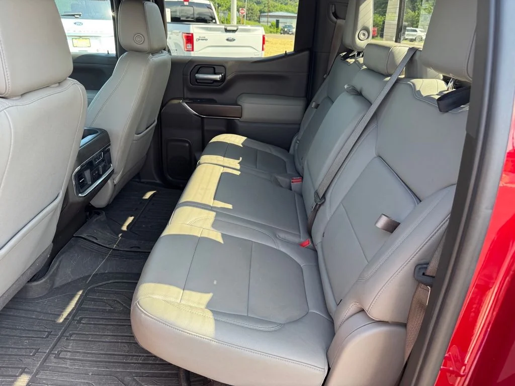 Used 2021 Red GMC SLT image 10