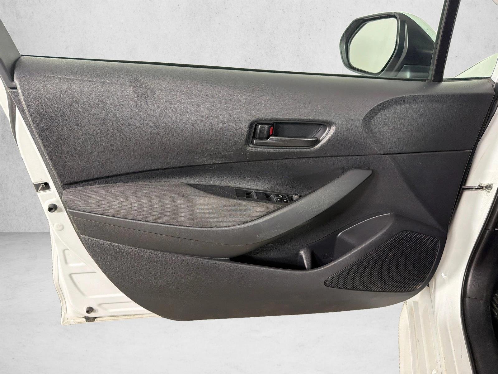 Used 2024 Wind Chill Pearl Toyota LE image 10