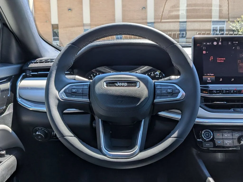 Used 2023 Gray Jeep Limited image 13