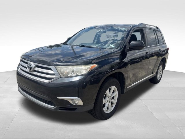 2013 Toyota Highlander SE