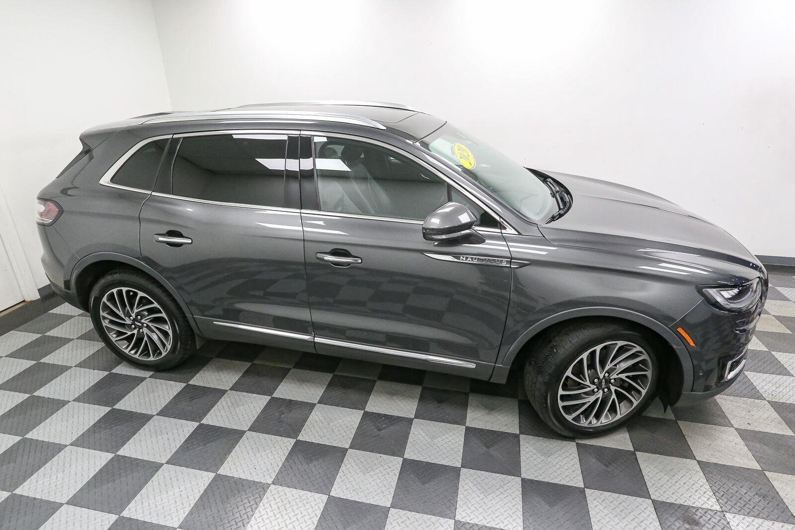 Used 2020 Magnetic Gray Lincoln Reserve image 5