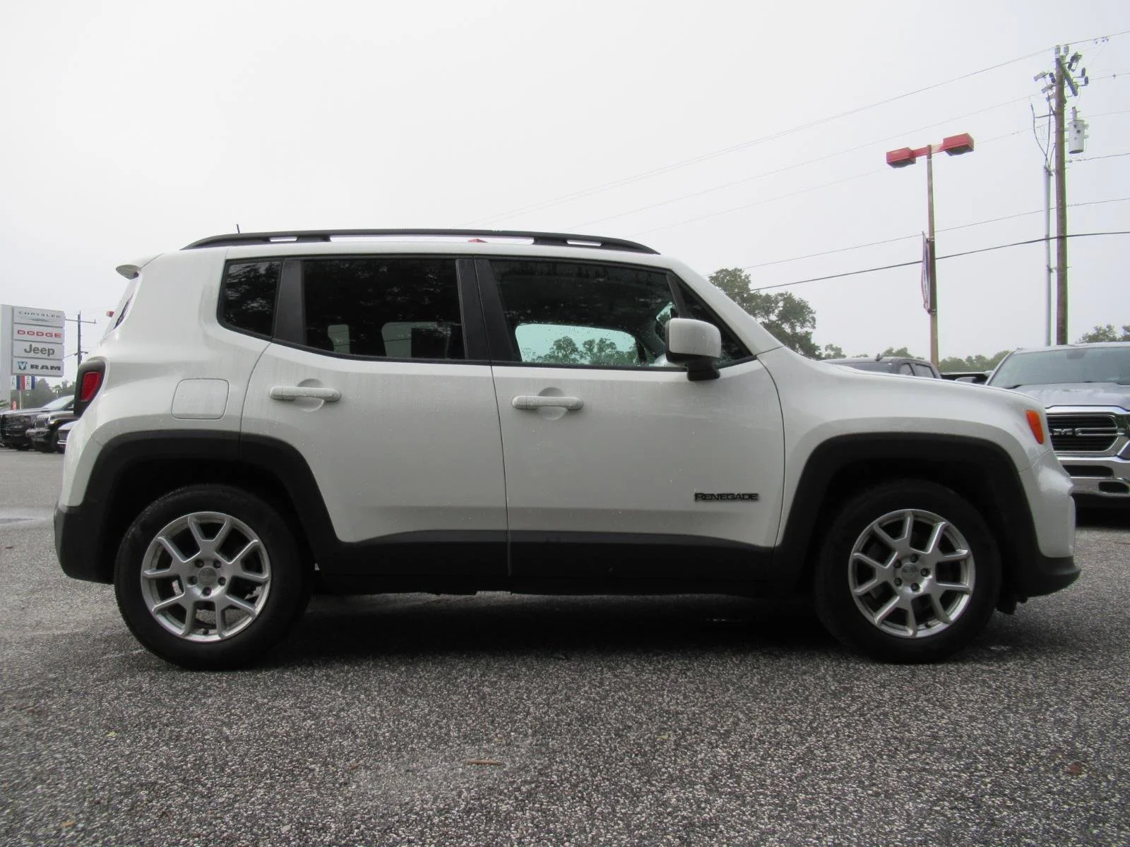 Used 2019 Jeep Renegade Latitude with VIN ZACNJABB5KPK86428 for sale in Chiefland, FL