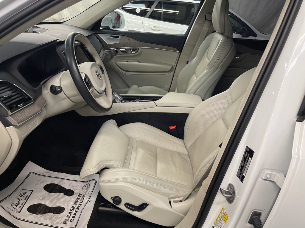 Used 2024 White Volvo Ultimate Bright Theme image 14