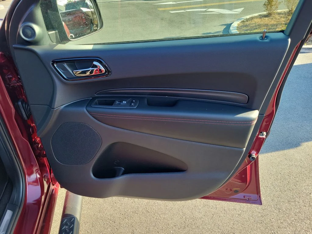 New 2026 Octane Red Pearl-Coat Exterior Paint Dodge GT HEMI V8 image 36