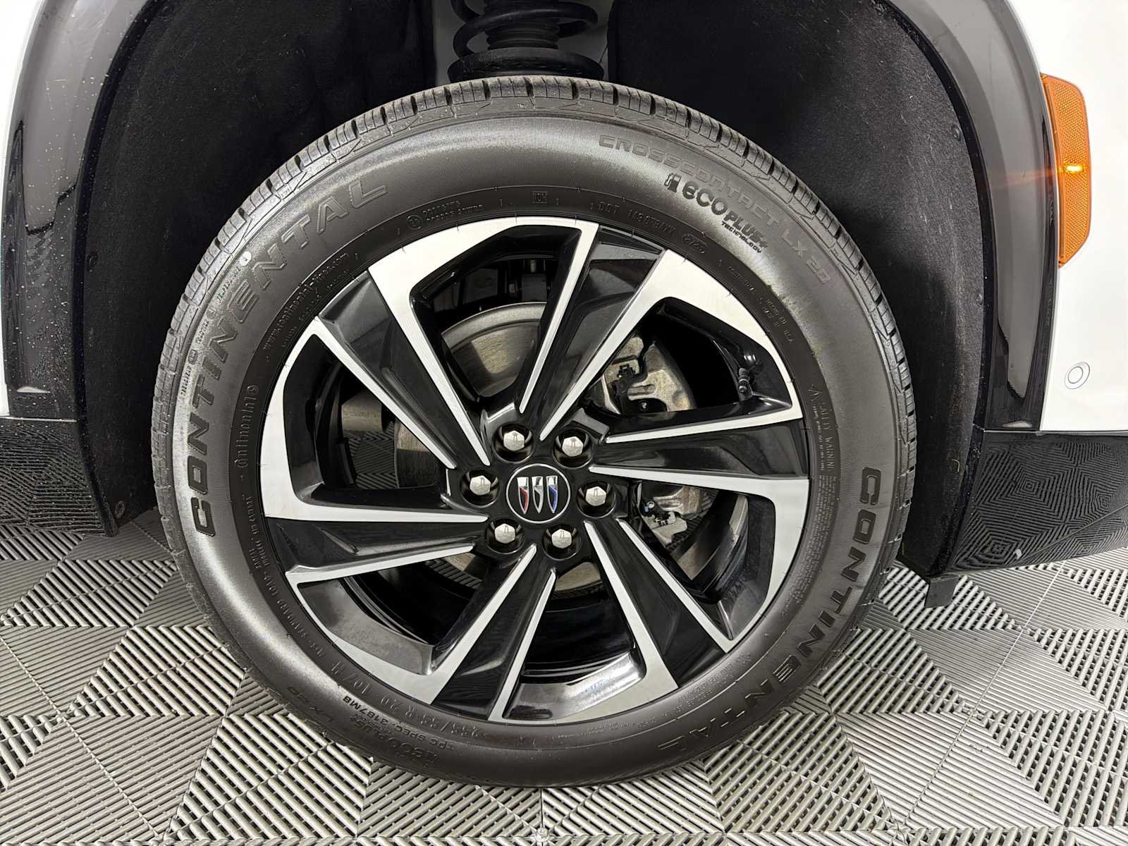 2026 Buick Enclave Sport Touring - Photo 10