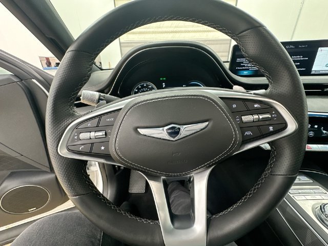 Used 2025 White Genesis 3.5T Sport image 12