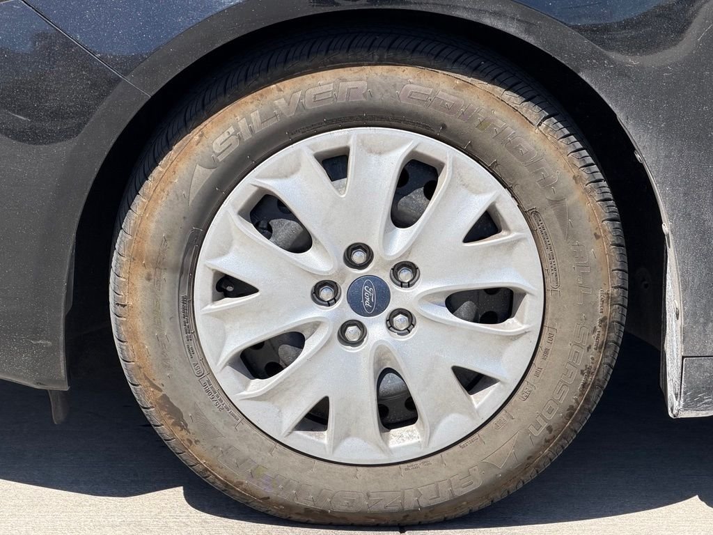 Used 2019 Black Ford S image 7