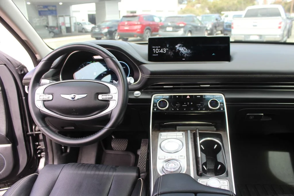 Used 2022 Black Genesis 2.5T image 19