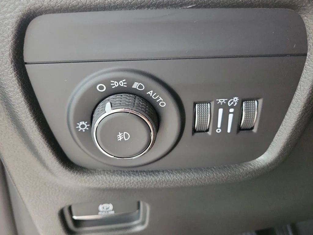 2025 Jeep Grand Cherokee Limited - Photo 30