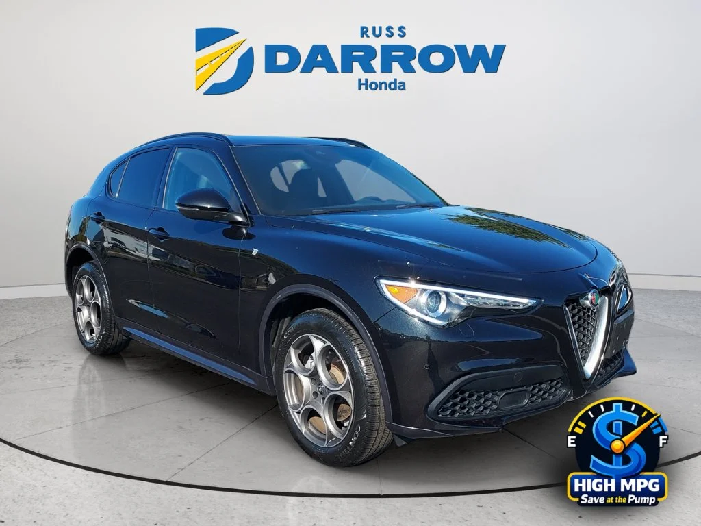 Used 2023 Black Alfa Romeo Ti image 7