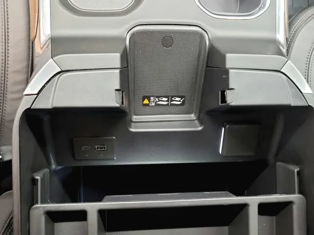 2026 Chevrolet Silverado 1500 High Country - Photo 38