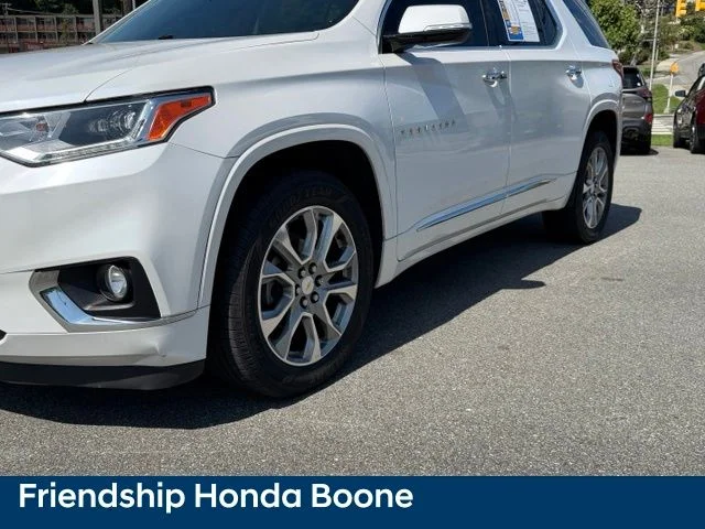 Used 2018 Beige Chevrolet Premier image 9
