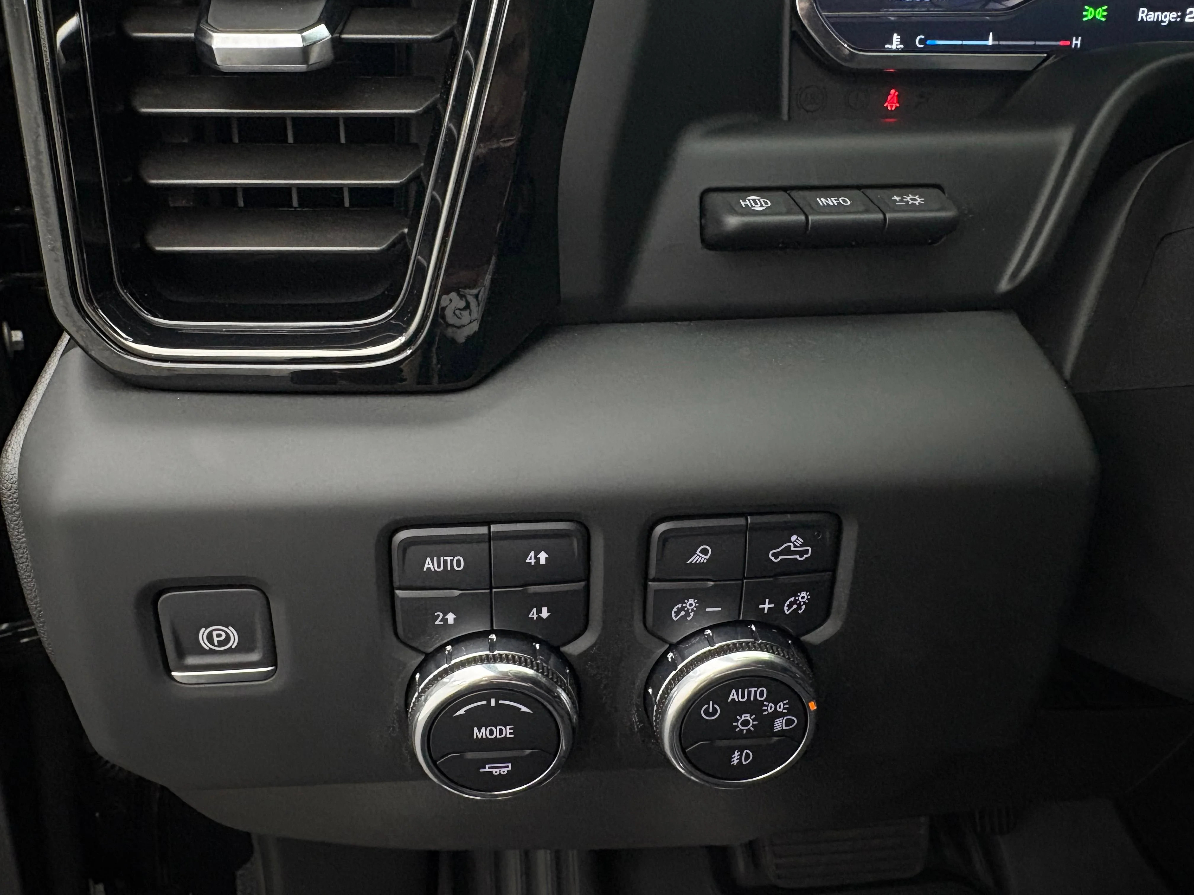 Used 2024 Onyx Black GMC AT4X image 29