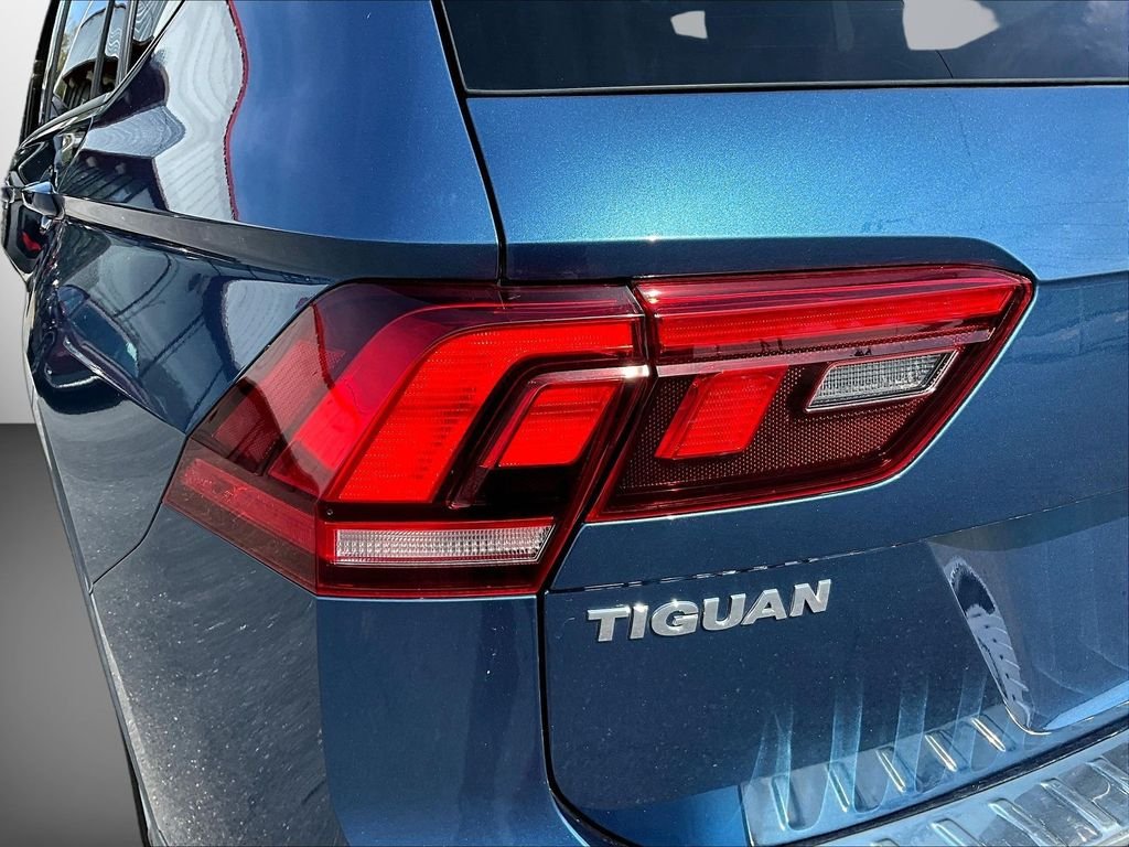 Used 2019 Blue Volkswagen 2.0T S image 25