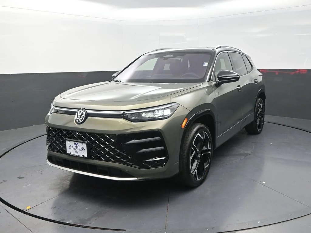 New 2026 Green Volkswagen 2.0T SEL R-Line image 4