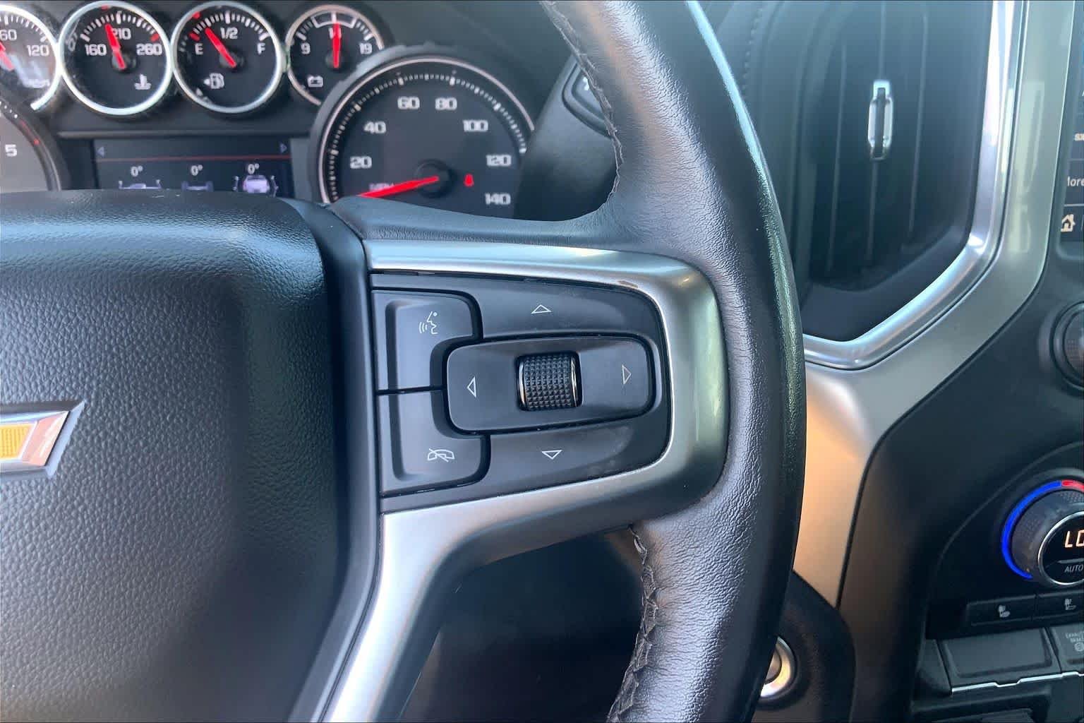 Used 2022 Summit White Chevrolet LT image 25