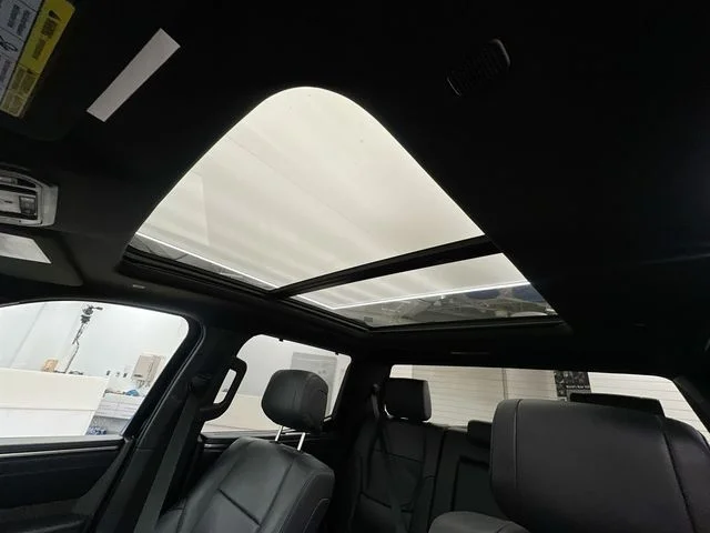 Used 2025 Black Toyota Platinum image 36