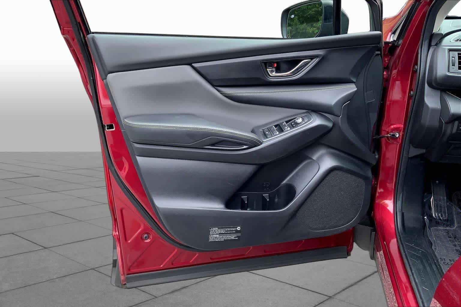 Used 2023 Crimson Red Pearl Subaru Onyx Edition image 19