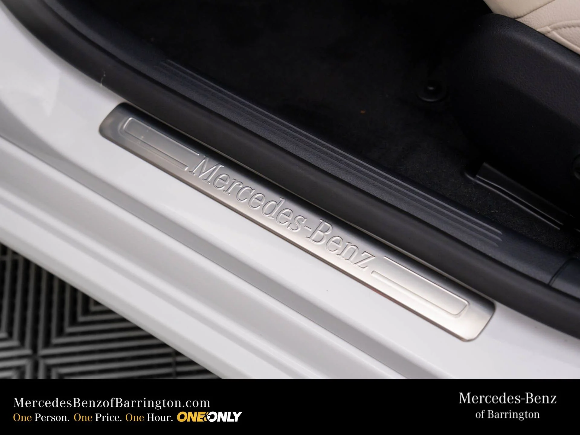 New 2026 White Mercedes-Benz C 300 image 17