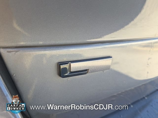 Used 2023 Gray Jeep Limited image 13