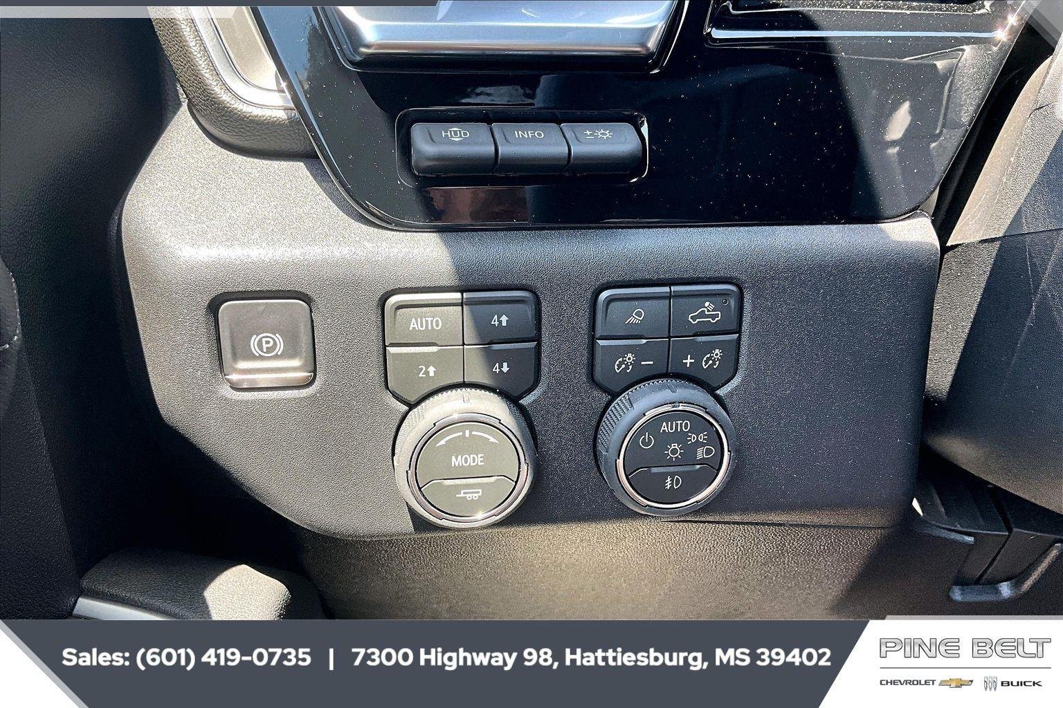 New 2026 Polar White Tricoat Chevrolet High Country image 23