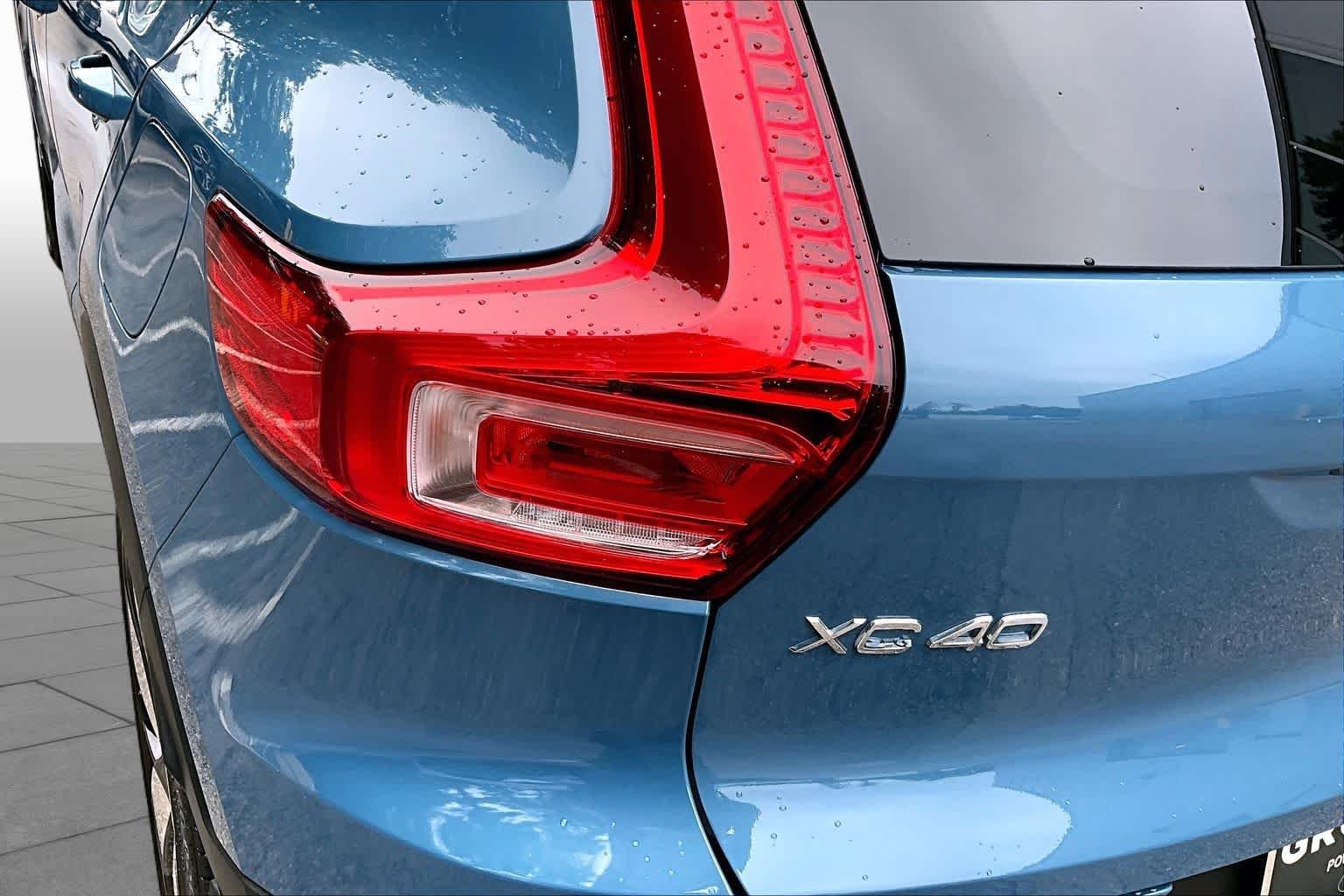 Used 2023 Fjord Blue Metallic Volvo Ultimate image 26