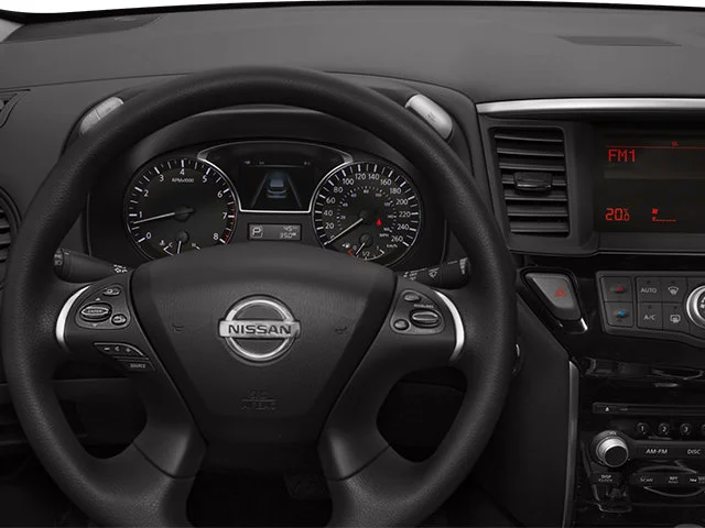 Used 2014 Dark Slate Nissan Platinum image 9