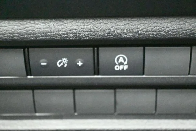 New 2026 Gray Mitsubishi LE image 28