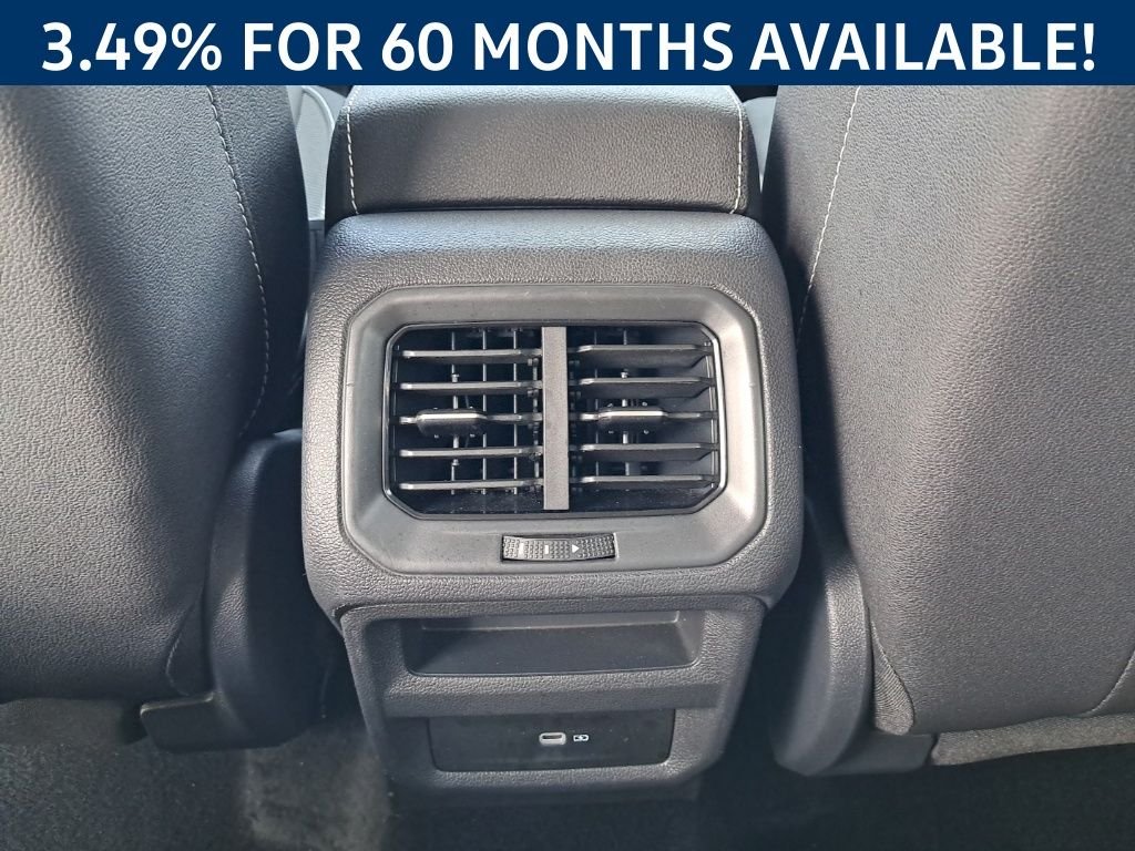 2024 Volkswagen Taos SE - Photo 23