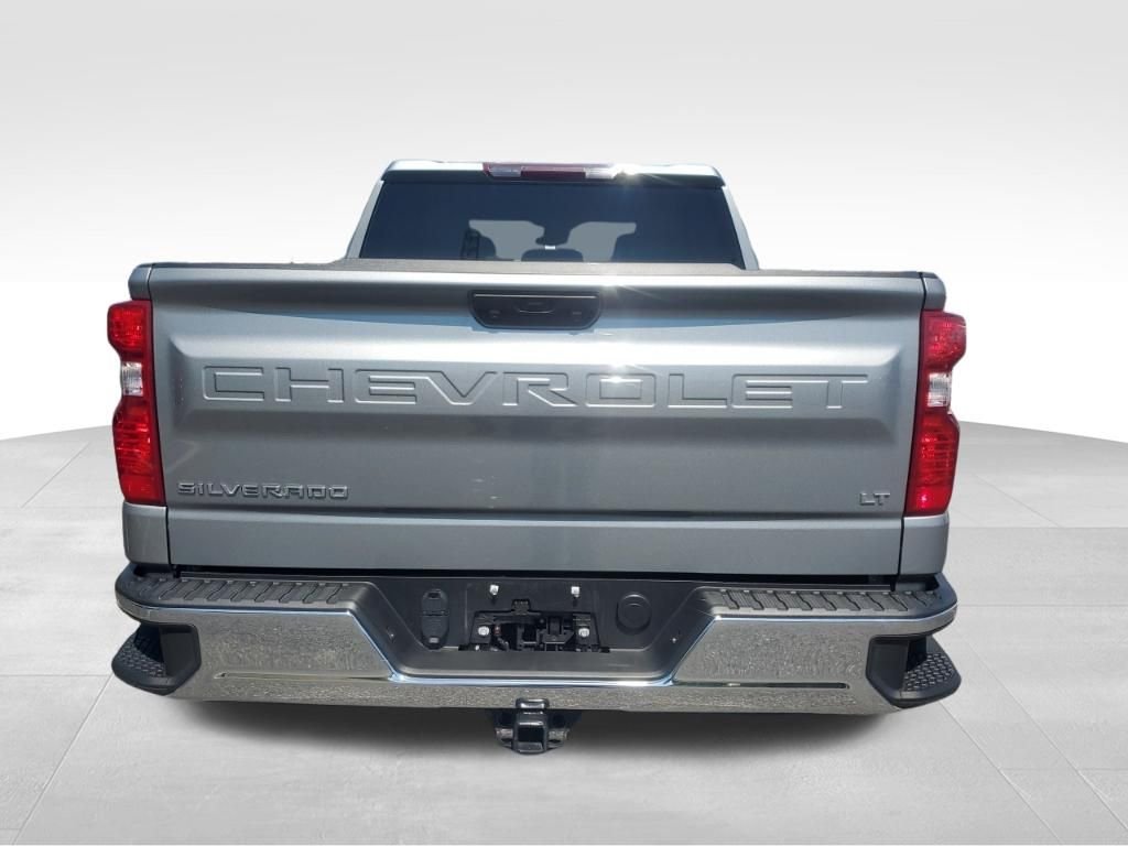 Used 2023 Gray Chevrolet LT image 4