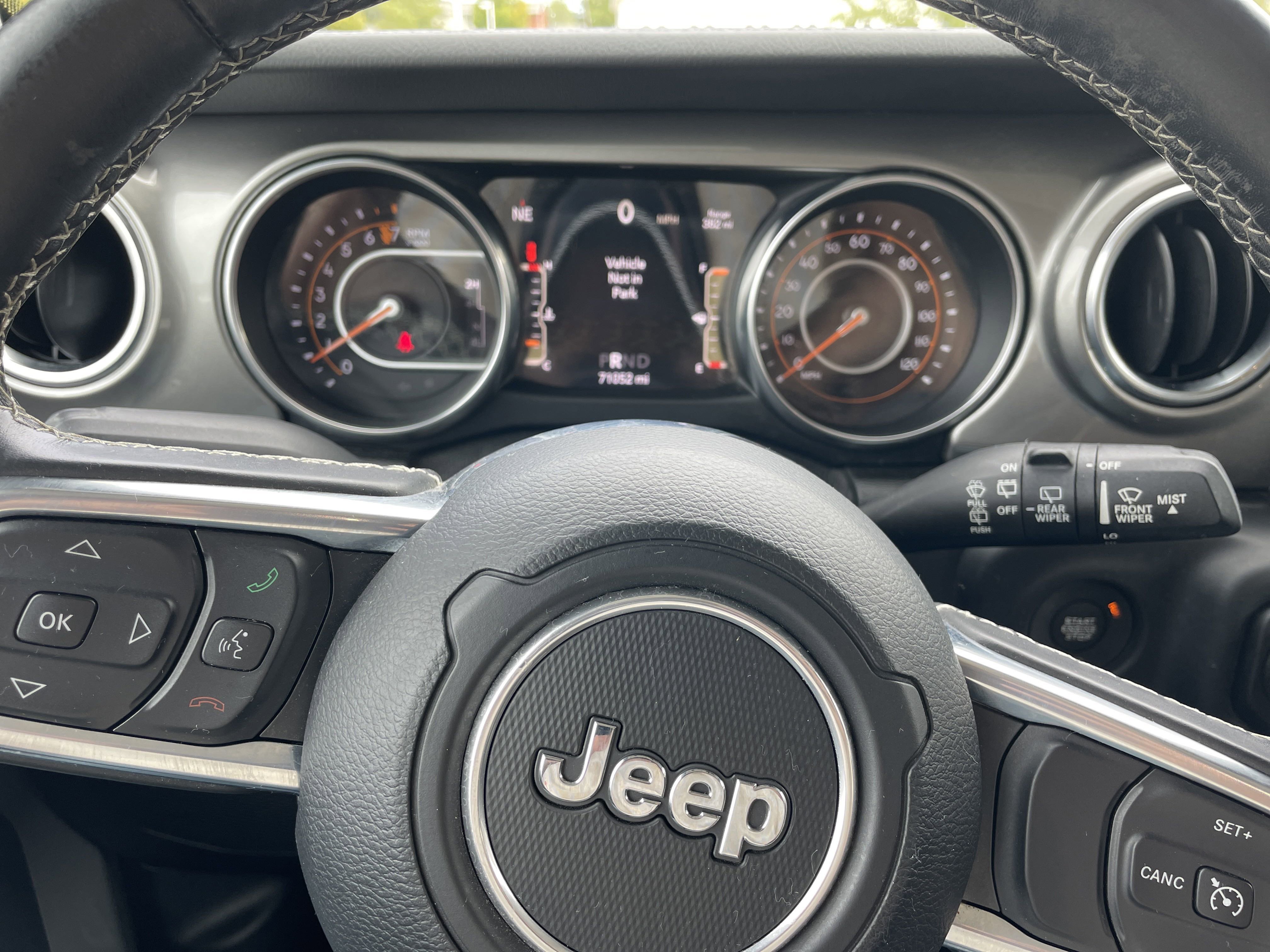 Used 2020 Sting-Gray Clearcoat Jeep Sahara image 23