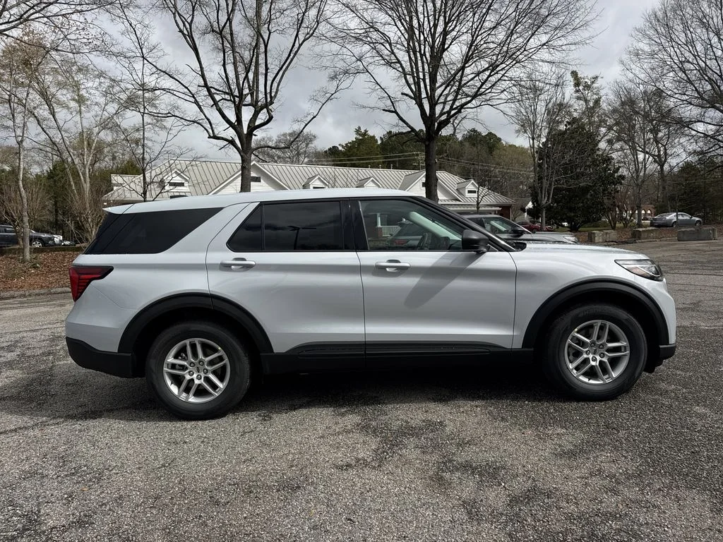 New 2026 White Ford Active image 8